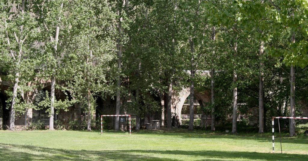 Hostel El Lago, Caceres Jaraiz de la Vera Exteriér fotografie